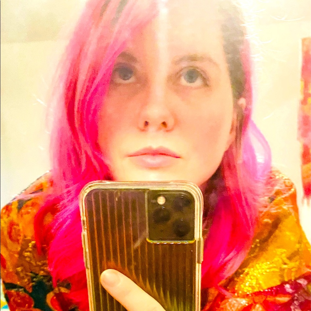 Meet your Posher, Holly